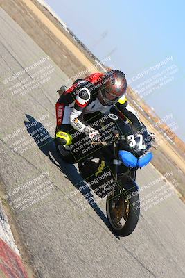 media/Mar-07-2022-Fun Track Dayz (Mon) [[9cc4a7dca7]]/Novice Group/145pm (Grapevine)/